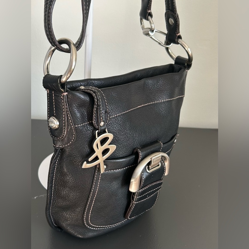 B. Makowsky Black Leather Shoulder Bag Buckle crossbody - Picture 6 of 14